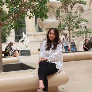 Meet your Posher, Enny